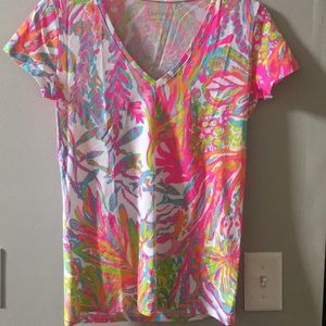 Lilly Pulitzer tee